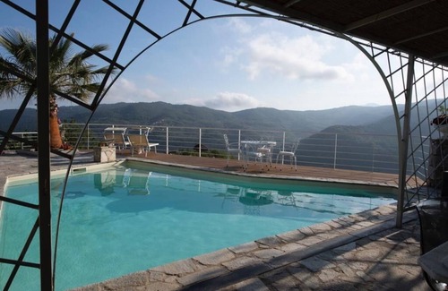 Pontedassio House | Romantic villa, with a heated pool (low season) and a fantastic view