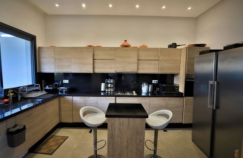 Ain Chkef House | Romantic villa with pool, 2 minutes from the forest!