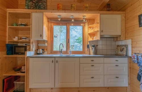 Homberg House | Romantic wooden cottage with lots of art