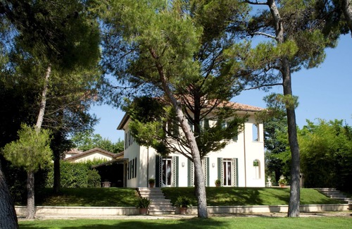 Fano Villa | Romantica villa con piscina e parco, vicinissima alla spiaggia di Fano