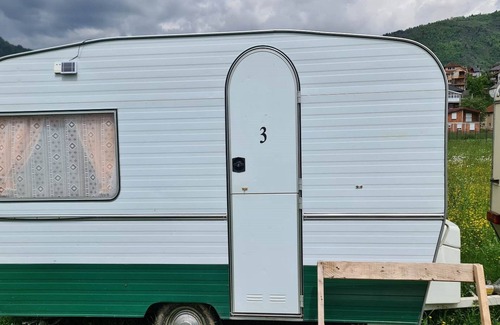 Plav RV Rental | Romanticna kucica