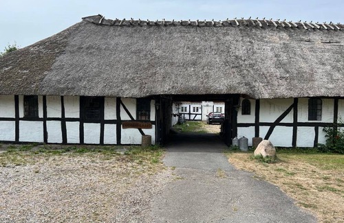 Bovense House | Romantisk og Rummelig Suite i Landlige Omgivelser