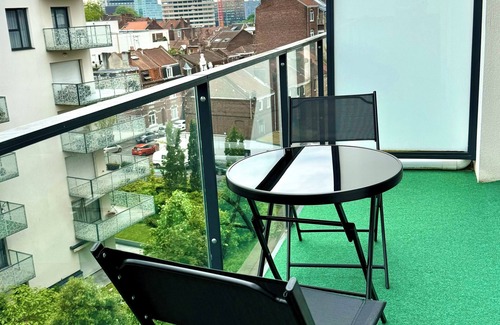 La Madeleine Apartment | ROMARIN GARES, F3 chic in a quiet area very close to Lille train stations