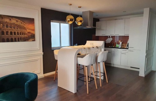 Rheineck Apartment | Rome Apartment