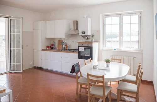 Ortona Apartment | ROME - Spacious apartment in villa with pool and barbecue, 1km from the sea