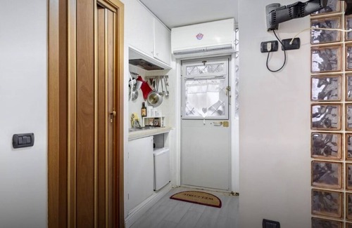 Roman Ghetto Apartment | Rome Studio Historic Center