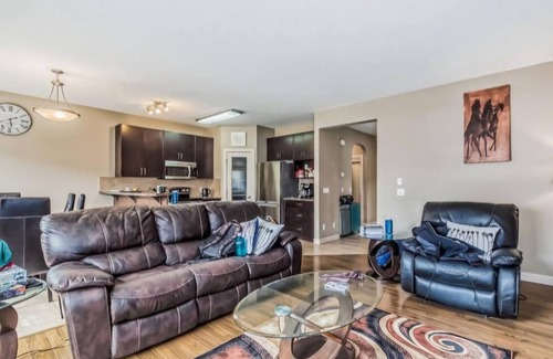 Southwest Calgary House | Rome, Sweet Home