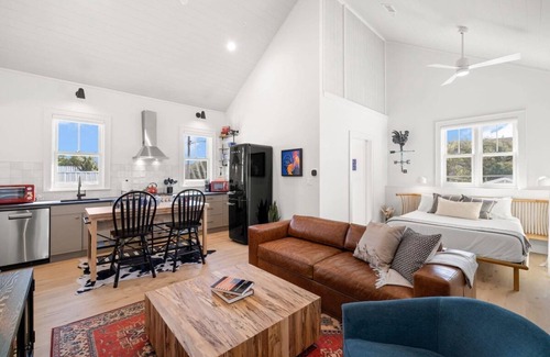 Historic Ybor House | Romeo & Julieta | 2 Epic Studios, Steps to 7th Ave