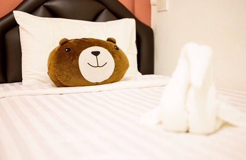 Prachinburi Hotel | Rommai At Home