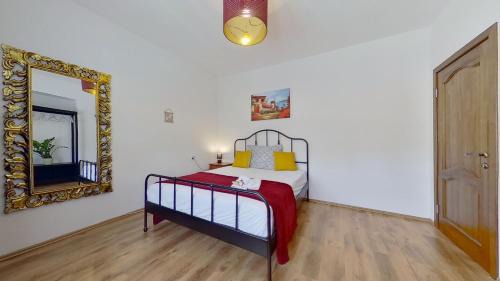 Pezinok Bed & Breakfast | Ron De Mar #3 modern room