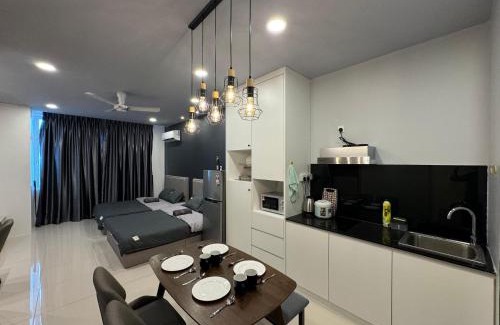 Kuching Apartment | Ron & Ron Homestay - 4 Pax Riverine Diamond Kuching