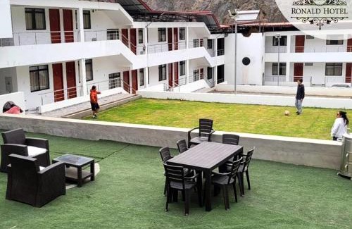 Churin Hotel | RONALD HOTEL