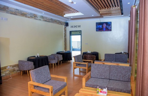 Kinigi Hotel | Rond Point Gorilla Boutique - Kinigi