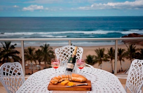 Margate Beach Apartment | RONDEVOUX PENTHOUSE