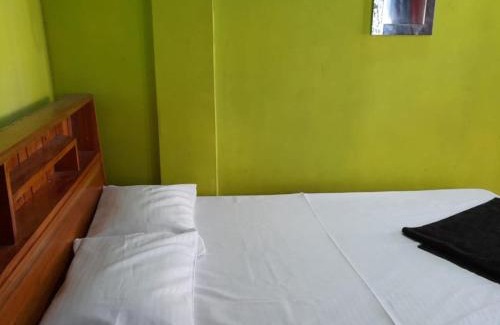 Kumai House | Rongo Yalakhom Riverside Homestay