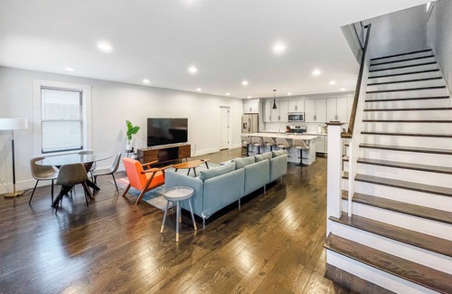 Neponset - Port Norfolk Apartment | Roof Deck, Sleeps 10, W/D, Waterviews!