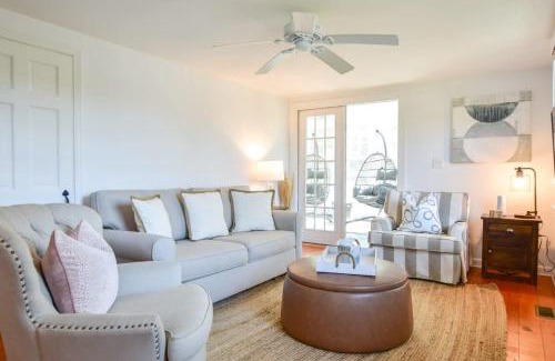 South Chatham House | Roof Deck, Walk to Forest Beach, Fire Pit!