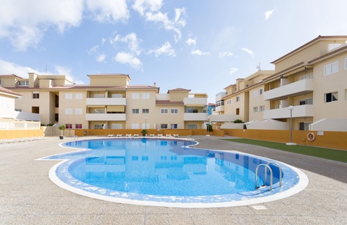 Puerto de Guimar Apartment | ROOF TERRACE WITH POOL NEAR BEACH