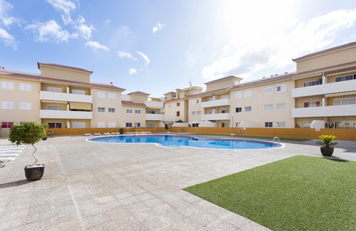 Puerto de Guimar Apartment | ROOF TERRACE WITH POOL NEAR BEACH