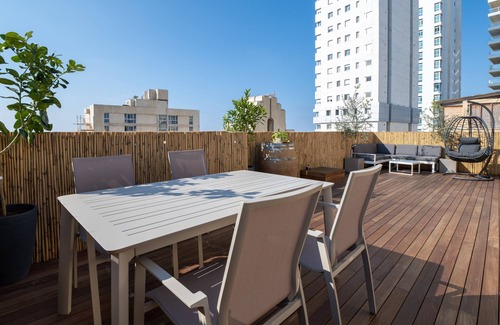 Netanya Condo | Roof Top 3 Floors