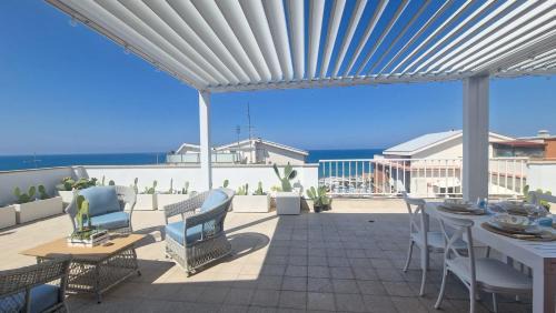 Anzio Apartment | RoofTop Anzio - a 100m dalla spiaggia con vista a 360