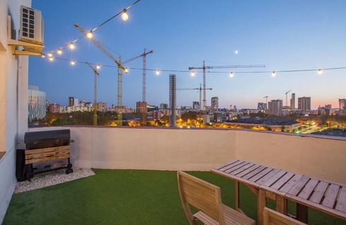 Provencals del Poblenou Apartment | Rooftop Apt with a view of all the city next to the beach