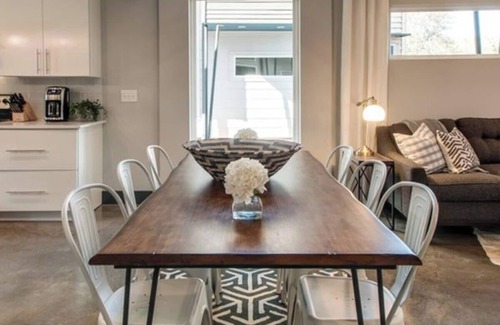 Chestnut Hill House | Rooftop - Close to Broadway - Sleeps 8!