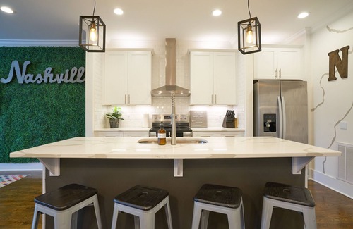 Cleveland Park House | ★Rooftop Deck ★4BR/4BA 3mi to Broadway