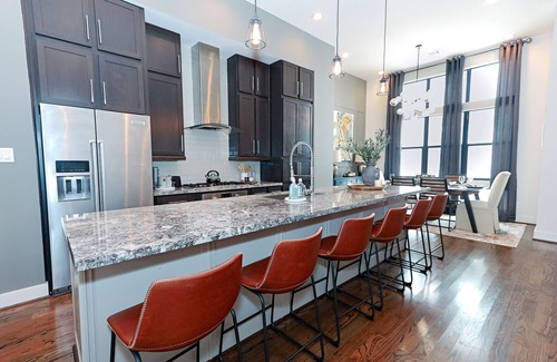East Downtown Houston House | Rooftop ❤︎ EastDWTN ★ Sleeps 6 + FREE Parking