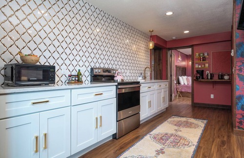 Prescott Condo | Rooftop Patio | Game Room & Arcade | Prime Location