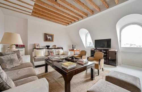Porte-Dauphine Apartment | Rooftop Victor Hugo