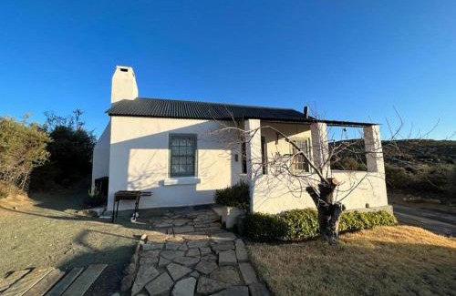 Karoo Hoogland Cabin | Rooikloof Guest Farm