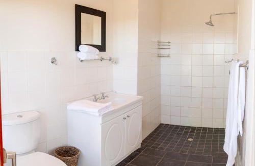 Laingsburg Villa | Rooilande Guest Farm Guest House