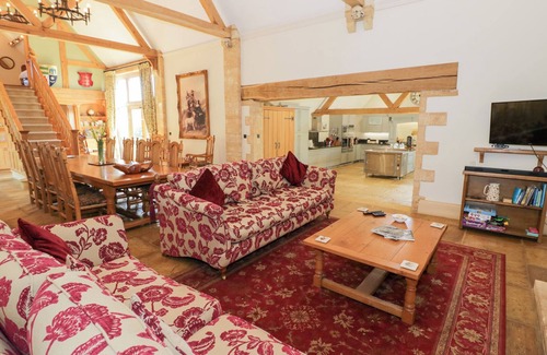 Broadway Cottage | ROOKERY HALL, family friendly, luxury holiday cottage in Broadway