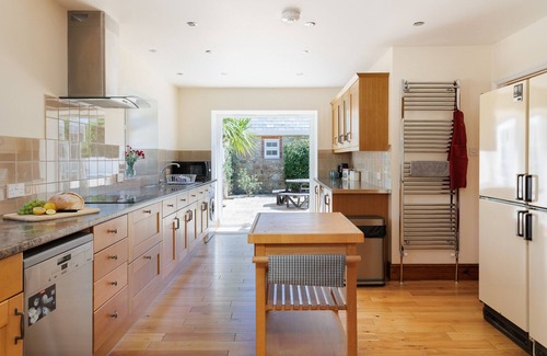 Ventnor Ski Chalet | Rookley Farm Lodge