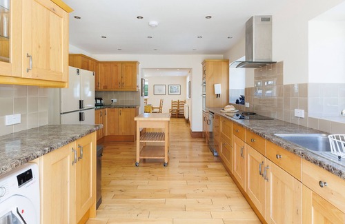 Ventnor Ski Chalet | Rookley Farm Lodge