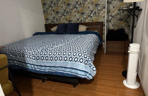 Pachuca House | Room "1" Private bathroom, silver z fence