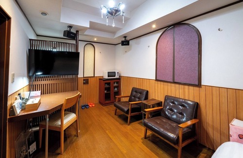 Narita Hotel | Room 102/Narita Chiba