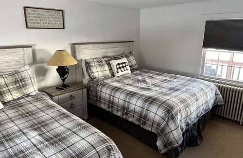 Schroon Lake Hotel | Room 106 two queen beds