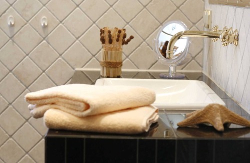 Wallmerod House | Room # 15 - CORNERS-INN - WESTERWALD PENSION