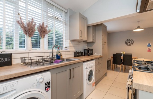 Castle Donington House | Room 2 double with a work space