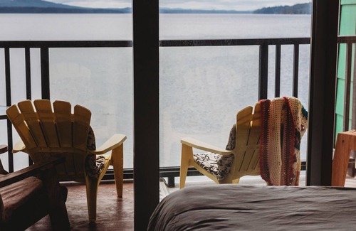 Sointula House | Room 202- Oceanfront room with balcony and two queen beds