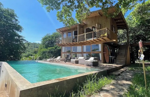 Mizata House | Room 3 - Casa Do Natonn