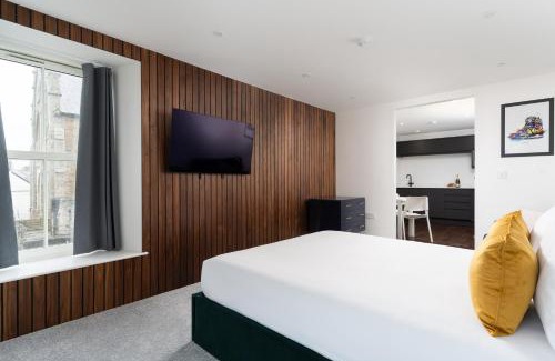 Marazion Apartment | Room 3 Hotel style Double bedroom in Marazion