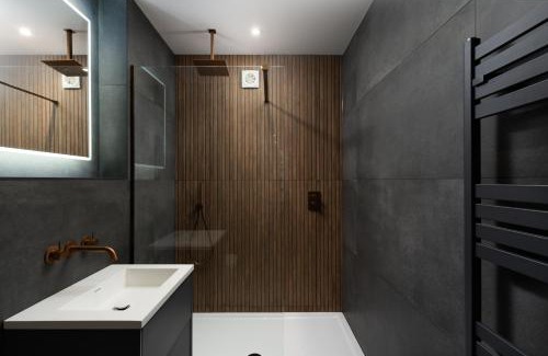 Marazion Apartment | Room 3 Hotel style Double bedroom in Marazion