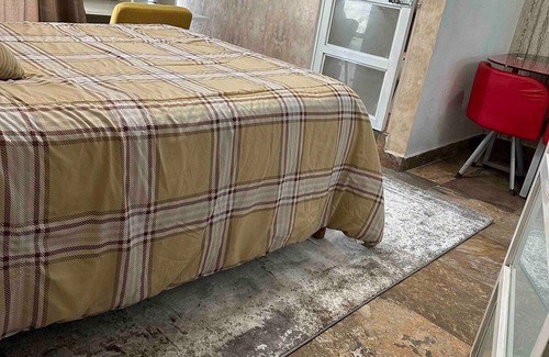 Pachuca House | Room "3", private bathroom, own breakfast area.
