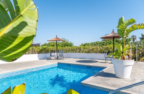 Formentera de Segura Apartment | Room '3' with Mountain View, Wi-Fi and Air Conditioning