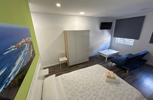 Quintans House | ROOM 3 WITH STREET VIEW