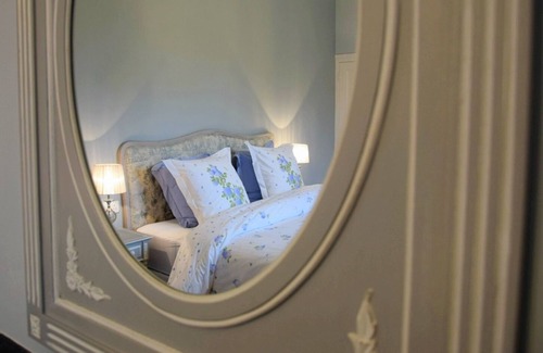 Jarze Bed & Breakfast | Room 4 double bedroom with en-suite