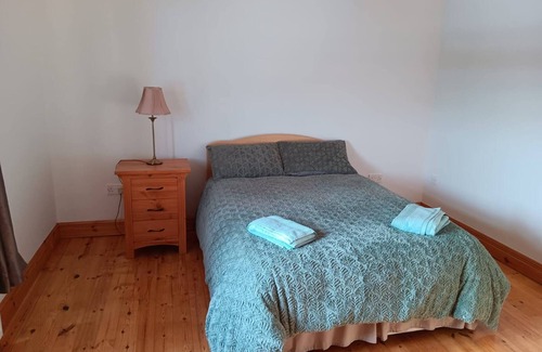 Crosswell House | Room 4, Williamstown, Ireland